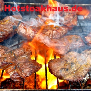 steak )   Kulinarischer Hotspot in Geislingen  🚚 Der Rote Imbisswagen ist ab sofort die Top-Adresse für Feinschmecker und Fleischliebhaber!   🥩 Frisch vom offenen Feuer: Spezialitäten    Direkt vor Ort genießen oder mitnehmen: Perfekt für die Mittagspause